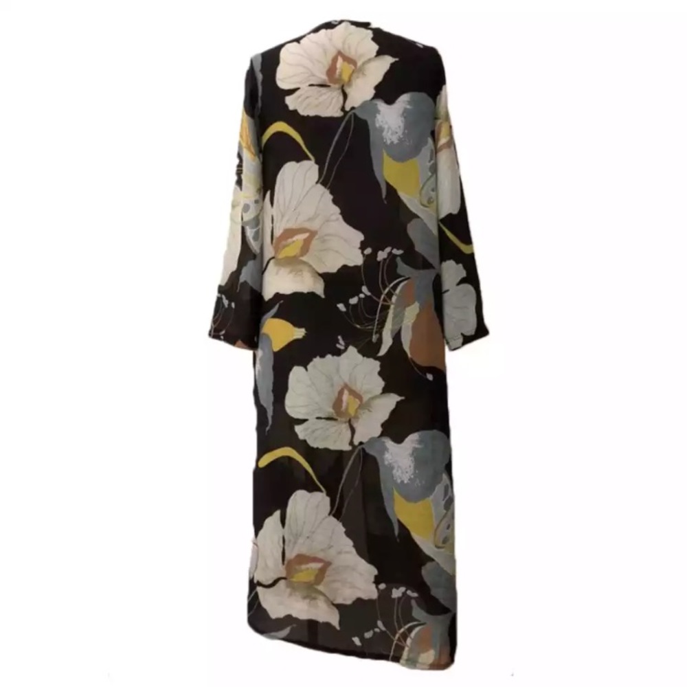 ‼️Restocked Again Floral Cover Up Cardigan‼️ - Picture 2 of 8